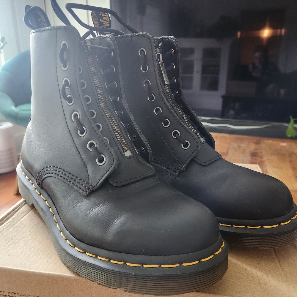 Dr. Martens Women's 1460 Pascal FRNT Zip Arcadia Mid Calf Boot